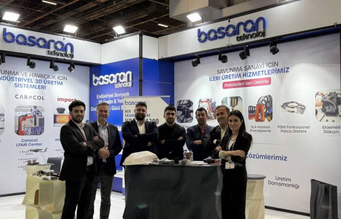 Başaran Teknoloji’nin SAHA EXPO 2026 fuar standında eklemeli imalat ve endüstriyel üretim çözümlerini tanıttığı anlar